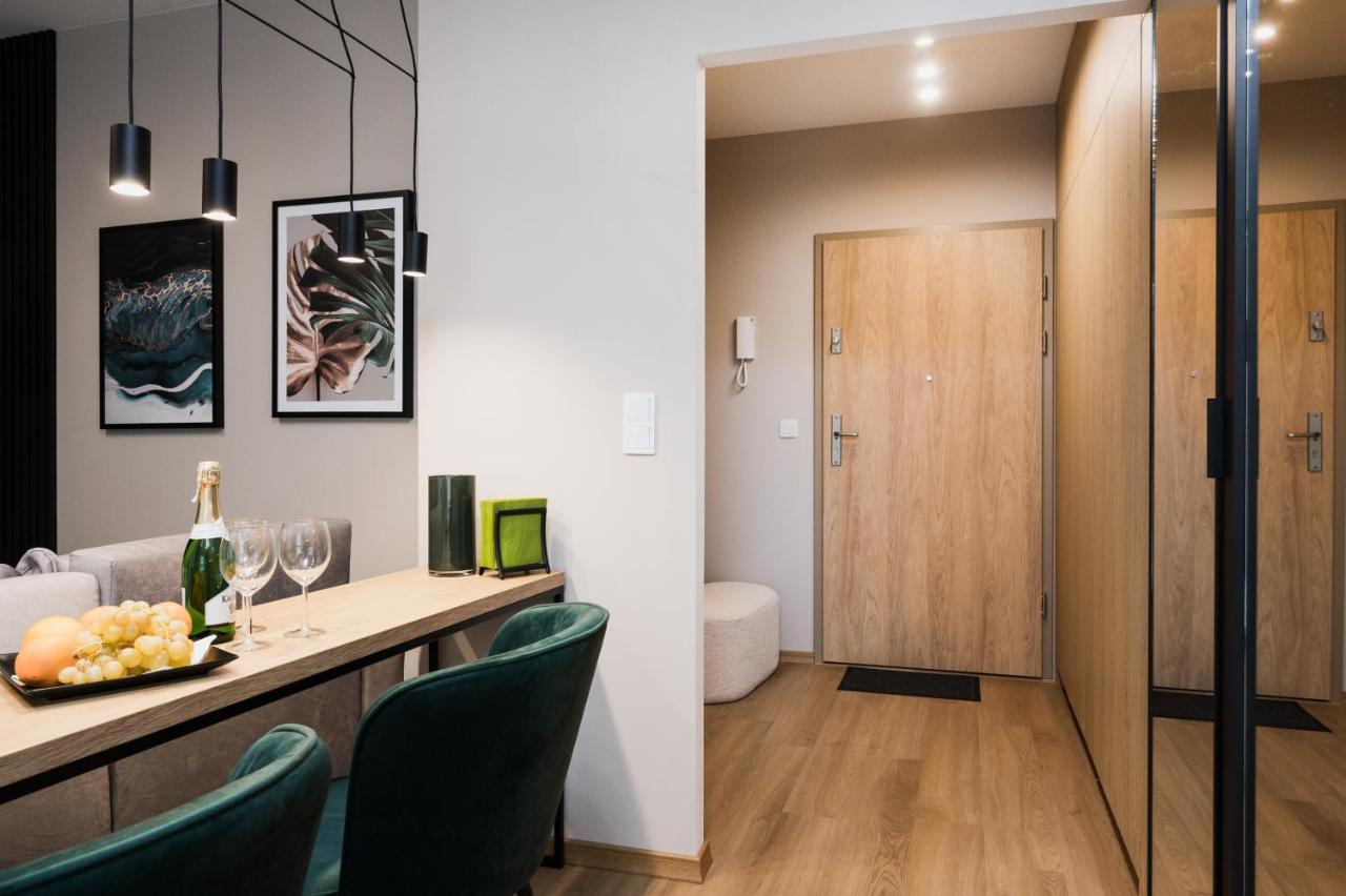 Tauron Arena Apartment With Garage - Krakow Lema 外观 照片